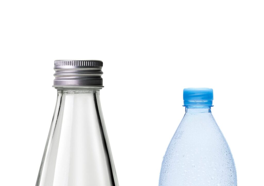 Glass vs. Plastic bottle